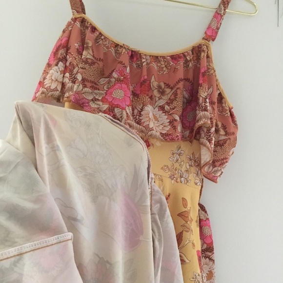 Lucky Leaves Brand Floral Ruffle Printed Dress - Picture 4 of 14